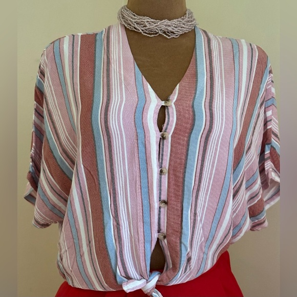 Style Envy Blue Red White Blue Pink Top. Button Down V Neck  Tie At Bottom Sz L - Picture 1 of 11